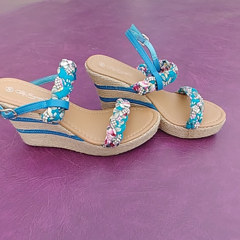 CUTE WEDGES FOR SUMMER!